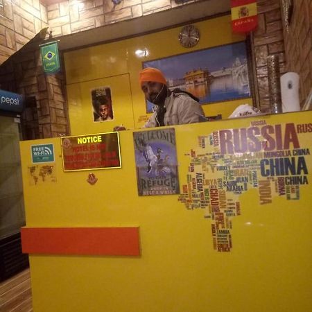 Wow Backpackers Hostels Amritsar Exterior photo