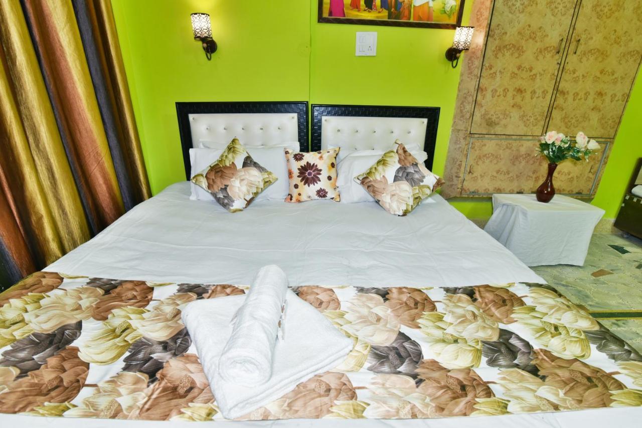 Wow Backpackers Hostels Amritsar Exterior photo